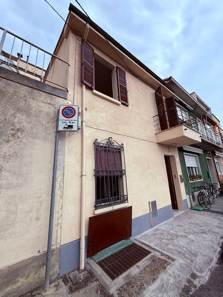 fotografie - Casa Indipendente Faenza (RA)  