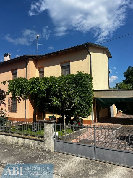 fotografie - Casa Indipendente Conselice (RA)  