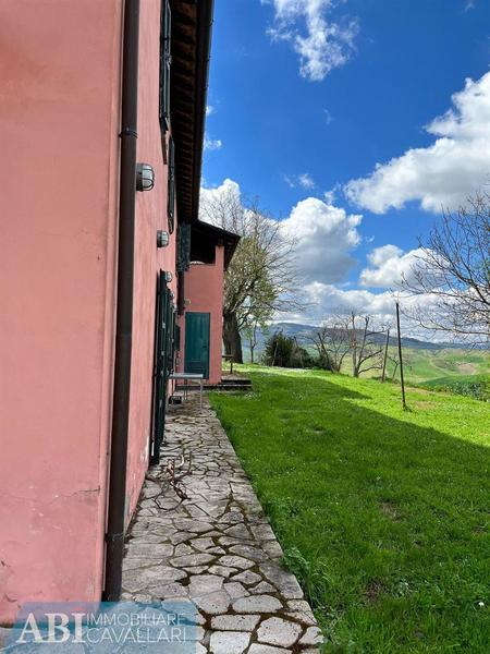 fotografie - Immobile Commerciale Brisighella (RA)  