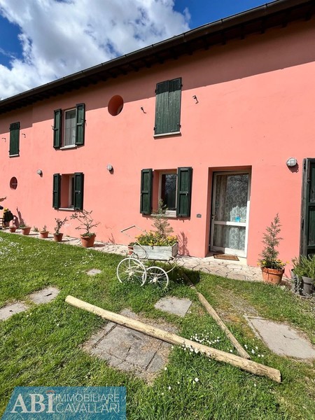 fotografie - Immobile Commerciale Brisighella (RA)  