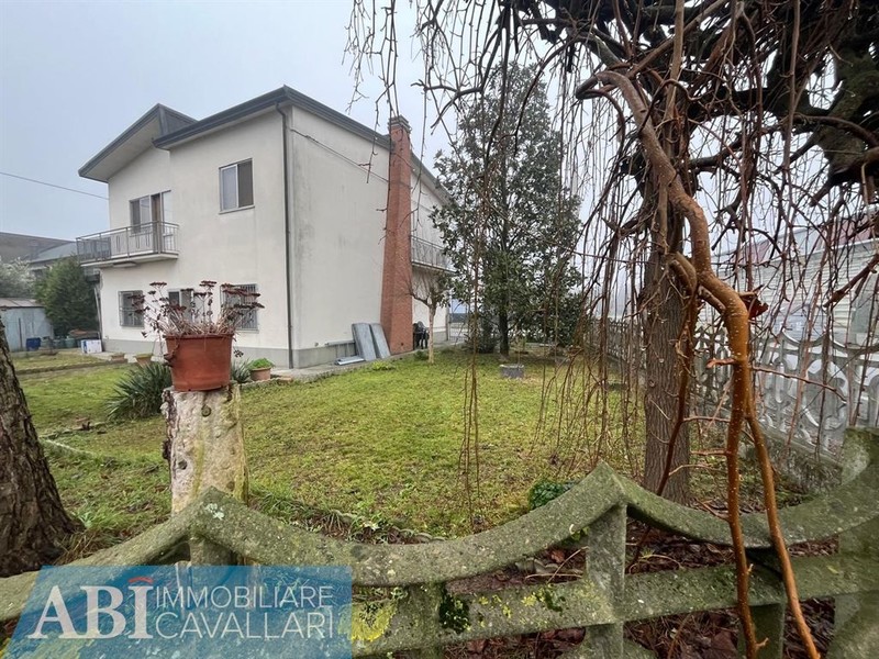 fotografie - Casa Indipendente Lugo (RA) Voltana 