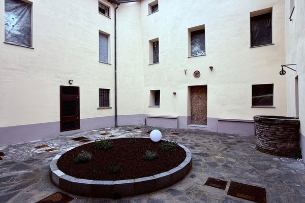 vendita casa indipendente