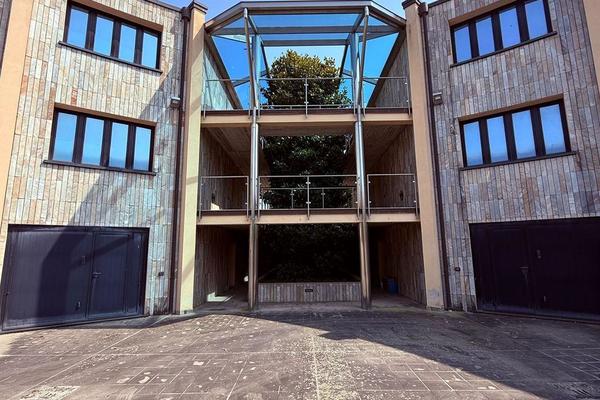 vendita villa bifamiliare